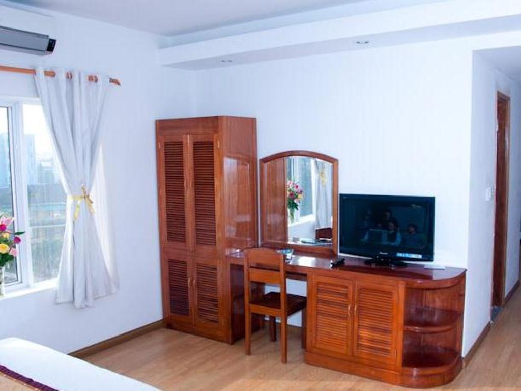Hotel Golden Lotus Hue Esterno foto